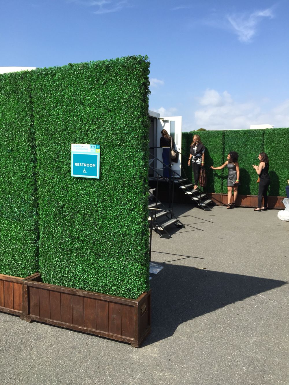 Are Luxury Porta Potties Worth it for Your Upcoming Party?